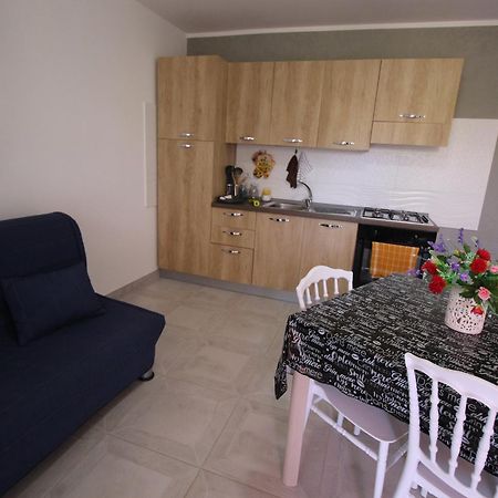 Chiaro Di Luna Apartamento Santa Domenica  Quarto foto