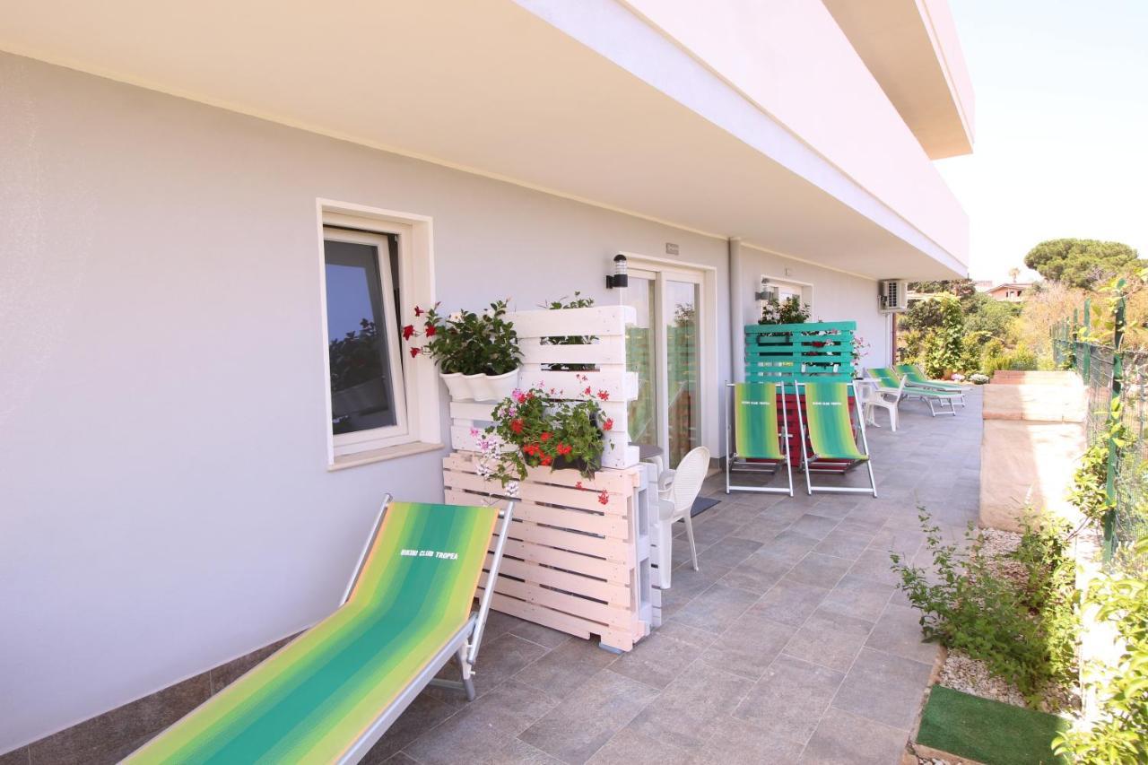 Chiaro Di Luna Apartamento Santa Domenica  Exterior foto