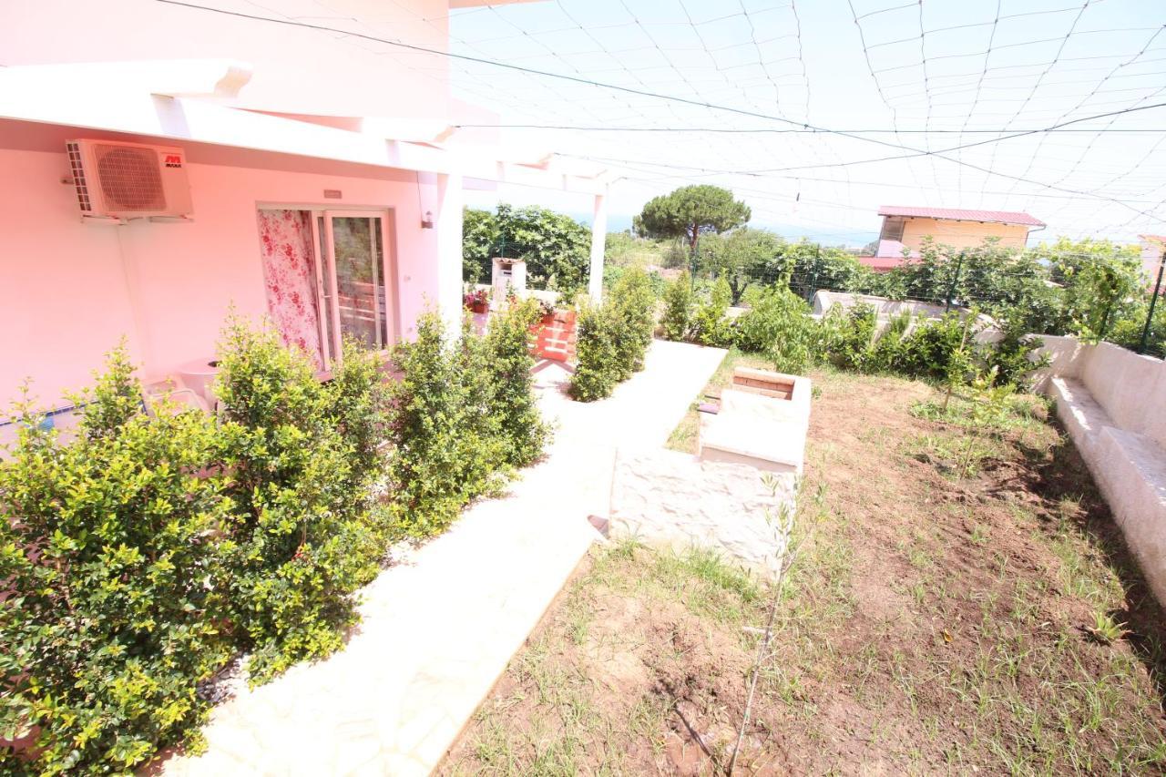 Chiaro Di Luna Apartamento Santa Domenica  Exterior foto