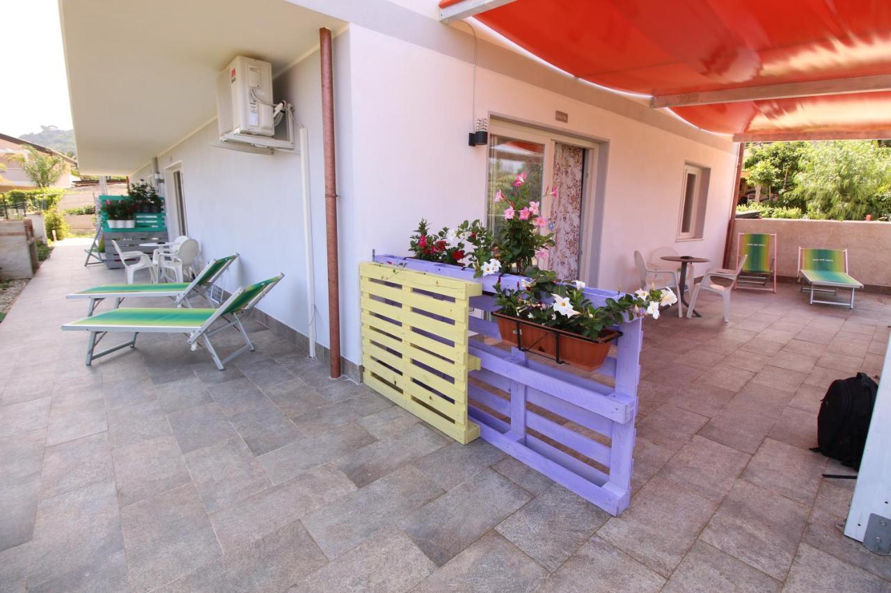 Chiaro Di Luna Apartamento Santa Domenica  Exterior foto